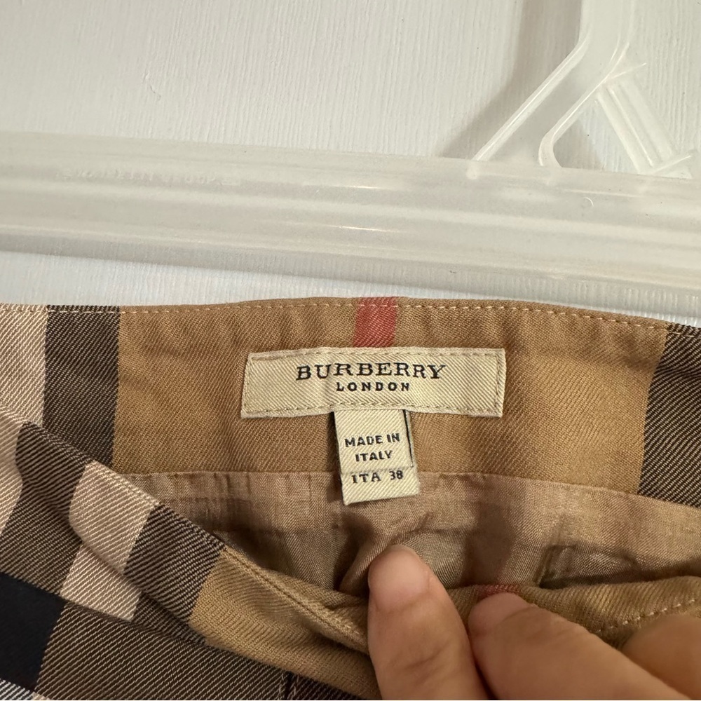 Burberry London Nova Check Tan A-Line Pleated Skirt Size 4 - Picture 3 of 16